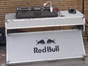 DJ-möbel "Redbull"