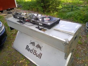 DJ-möbel "Redbull"